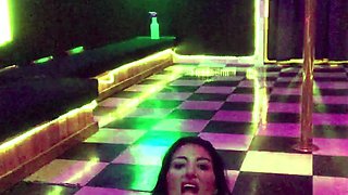Love Chat Big Boobs Brunette Masturbating For Cam
