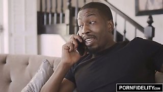 PORNFIDELITY Crazy Quin Wilde Stalks Big Black Dick