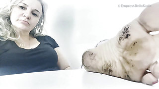 Empress Bella in Foot Humiliation