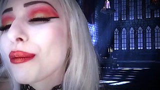 Egilea ASMR - Vampire Sisters Kiss You