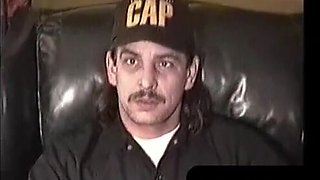 MenWorkinXXX.com - Tattooed Tim is an easy going dude who loves to masturbate