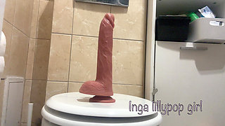 Skinny Girl Masturbate
