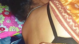 Suti rahe ko ximi ki ko aunty ko xori lai fucking gardai