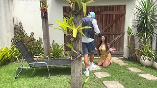 Hot Girl Visits Alien's House and Gets Fucked in the Garden by the Pool