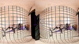 The English Mansion - Mistress Sidonia - Made to Watch In