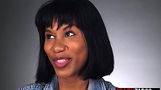 Beautiful black mom screwed herself