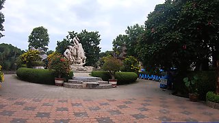 Crocodiles munching and making his amateur Thai GF cum hard