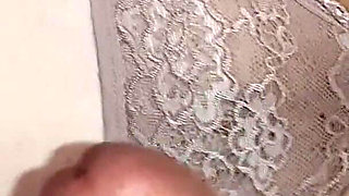 I Jerk off to My Stepmom's Pussy