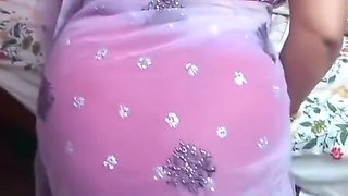 Desi Hot Bhabi Chatting An Many
