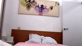 Amateur Blowjob Fun with Hot Body Brunette Babes