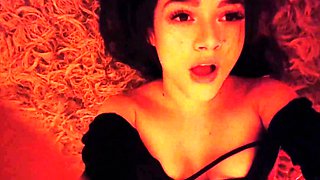 amateur asian flowerr flashing boobs on live webcam