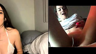 Amateur webcam girl masturbate big dildo