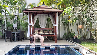 Nude Yoga: Balance Practice Workout - Grey Desire