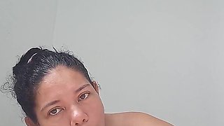 Beautiful Professional Deep Throat Blowjob