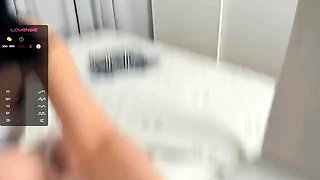 Cute blonde amateur webcam teen masturbating