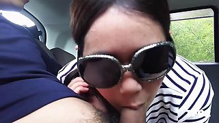 Blowjob in car