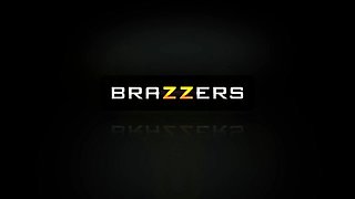 Two Feet, One Cock With Jordan Ash, Nina Elle - Brazzers
