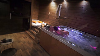 Hot Free Sex with Chubby MILF Dada Deville