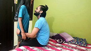 Juicy 18 Year Old Skinny Desi Girlfriend Sex