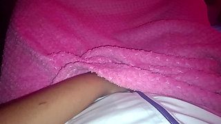 Stepmom Looking to Get a Good Squirt in Bed