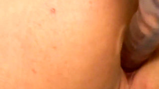 Hot Threesome MMF with Deep Penetrations in the Wet Pussy of Sexy MILF