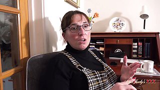 Sexual side piece at mature milf pov scene