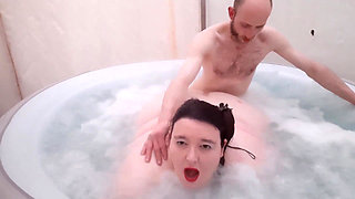 Fucking BBW in Hot Tub Doggy Style