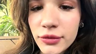 Shy_priincess masturbates in public toilet