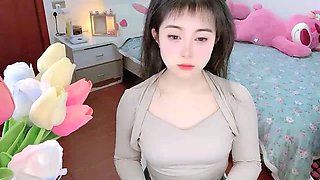 Amateur webcam asian girl