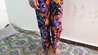Sex karte hai step sister ke sath ji ne dekh liya