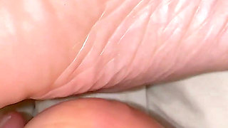 The Most Cute and Beautiful Feet Ever Get Massage in Best New York Salon