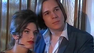 Nikki Dial discovers and is going to publish the secret history of celebrity P.J. Sparxx, who tries to bribe her by