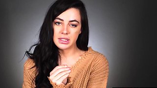 Hottie big bootie mom loves masturbation