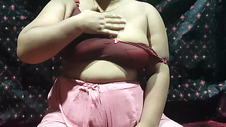 Desi Bhabi Big Tits Show. Boobs Playing