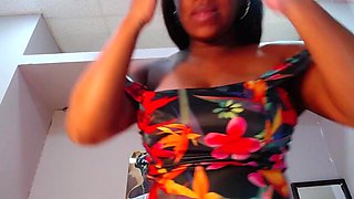 Worship that ass: Big Ass, Solo  Latina Porn