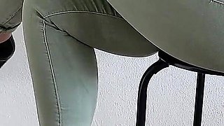 Green Thight Sexy Jeans and High Heels.