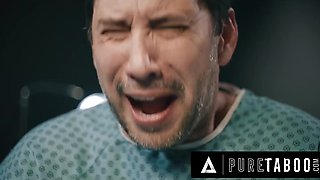 Horror porn with kink nurse Anna Claire and demon Ashely Lane with 3 boobs