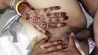 Quickie creampie in unshaved Indian pussy