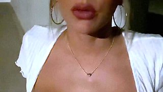 Amateur Webcam Babes Going Solo