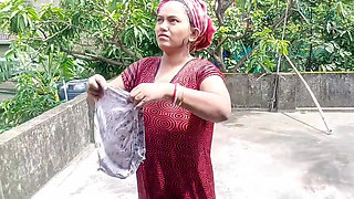 Indian Desi Stepmom hardcore fucking sex .. best Indian hard fucking porn video