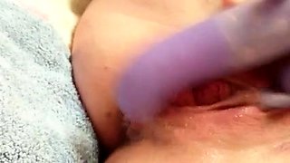 Horny amateur lady takes her cunt to orgasm with a sex toy