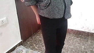 Step sister ko nanga kar ke pel diya