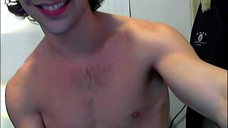 Hot Teen Records Himself While Cumming