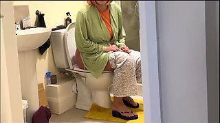 Emma Voyeur Caught Peeing - Angry Stepmom Humiliated in 4K Voyeur Fantasy