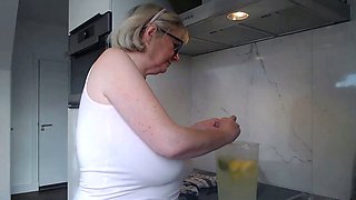 Hard fuck for mature blonde with big boobs