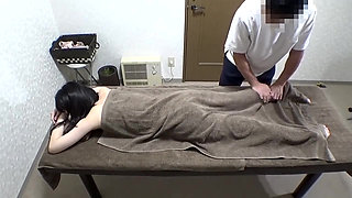 Slender Body Oil Massage