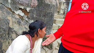 Indian boobs suking & bhabhi beautiful pussy showing -  unknown girl at a tourist place showing, than she and me homemade enjoy.