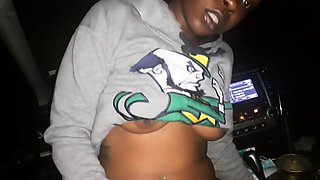 University Girl Gets Fuck Inside Car