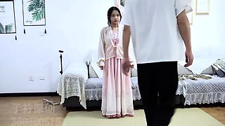 Bondage in traditional Chinese skirts