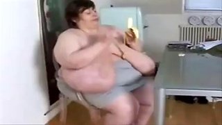 Karola s giant juggs in bras
